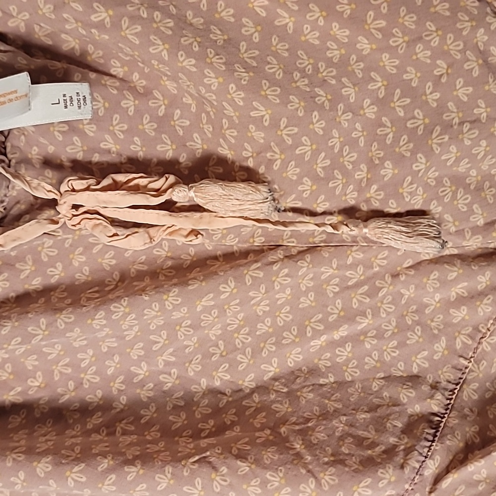 GILLIGAN & OMALLEY Floral Pajama Set Top And Short - Picture 6 of 10